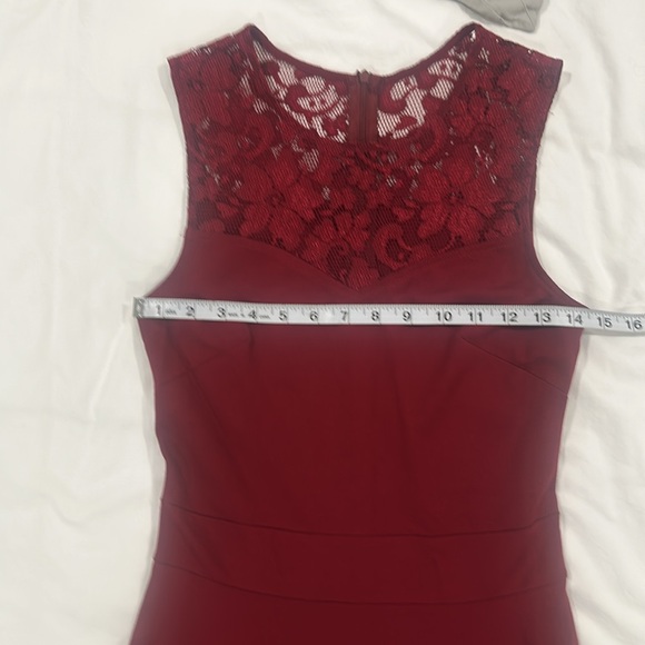 EUC Juniors Small Red dress perfect foe holidays - Picture 4 of 9